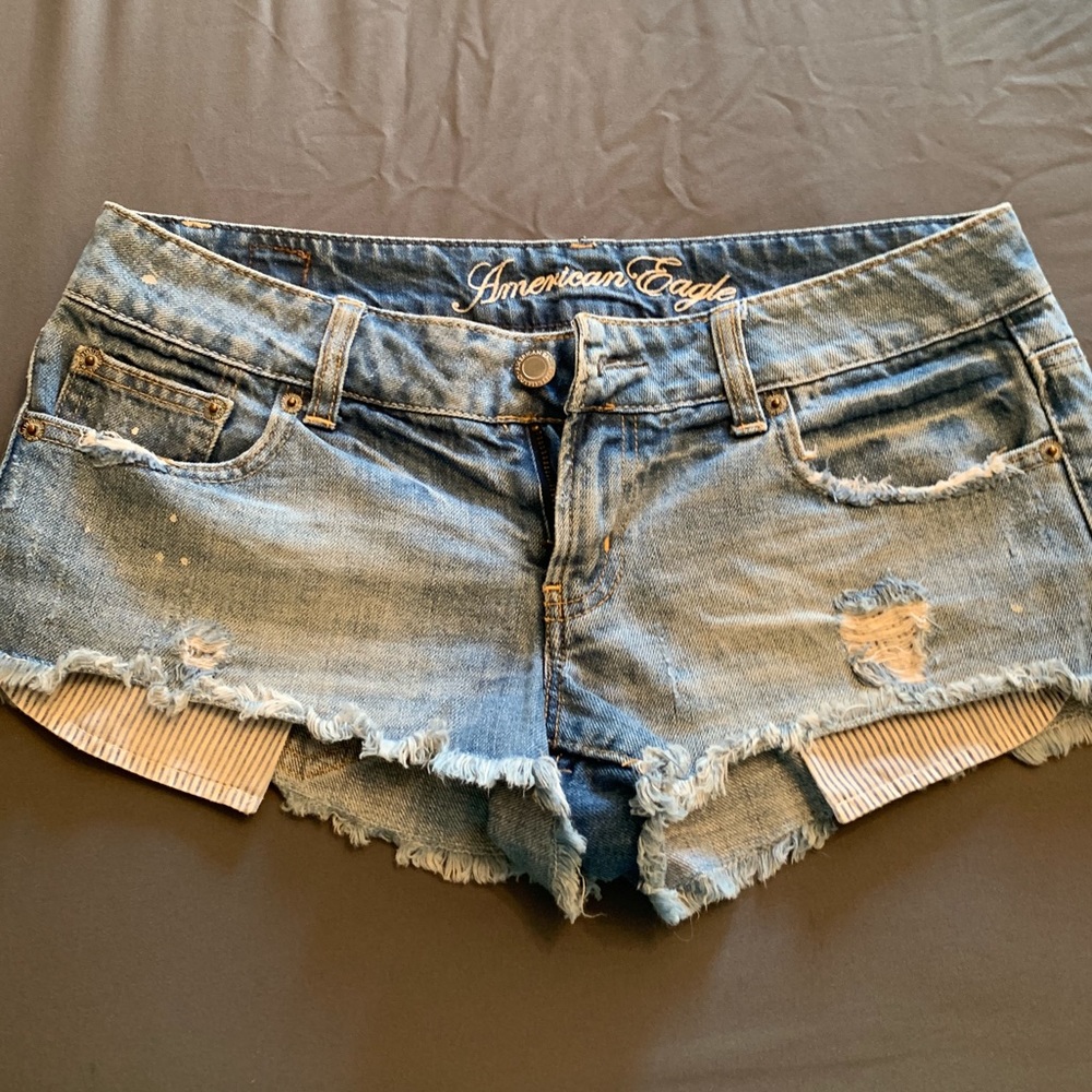 American Eagle cutoff shorts SZ 6💙